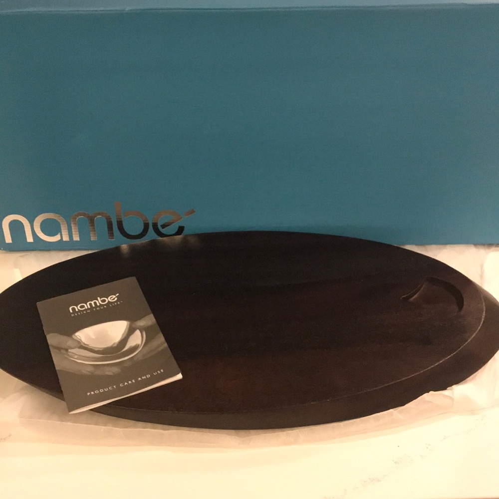 Nambe’ New in Box Swoop Cheese Board with Knife